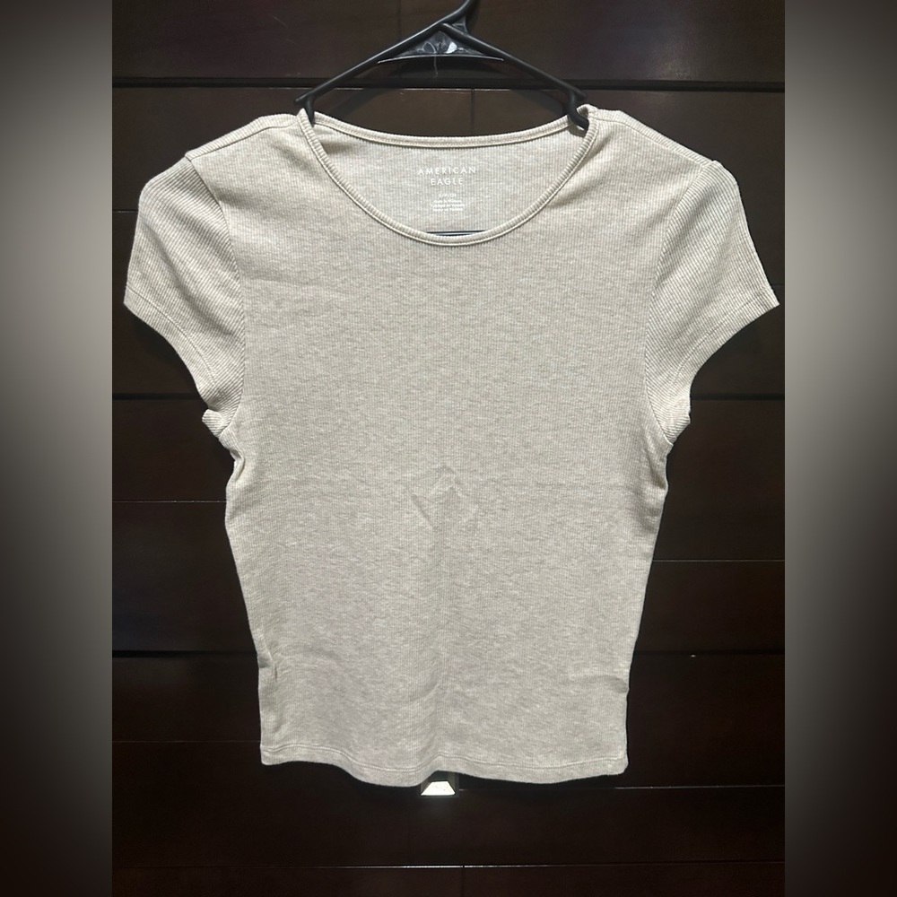 American Eagle Outfitters Women's Beige Short Sleeve Tee